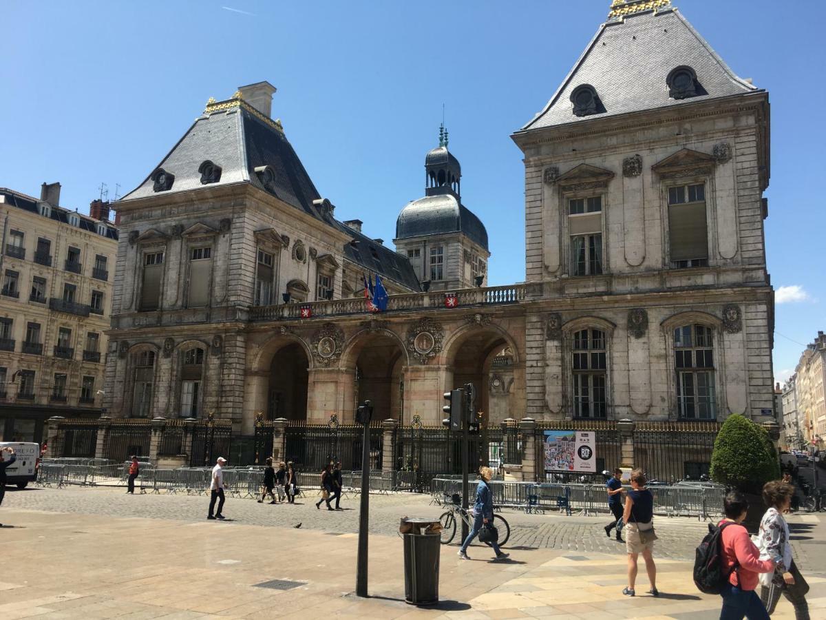 Le Calme De L'Opera. Apartment Lyon Ngoại thất bức ảnh